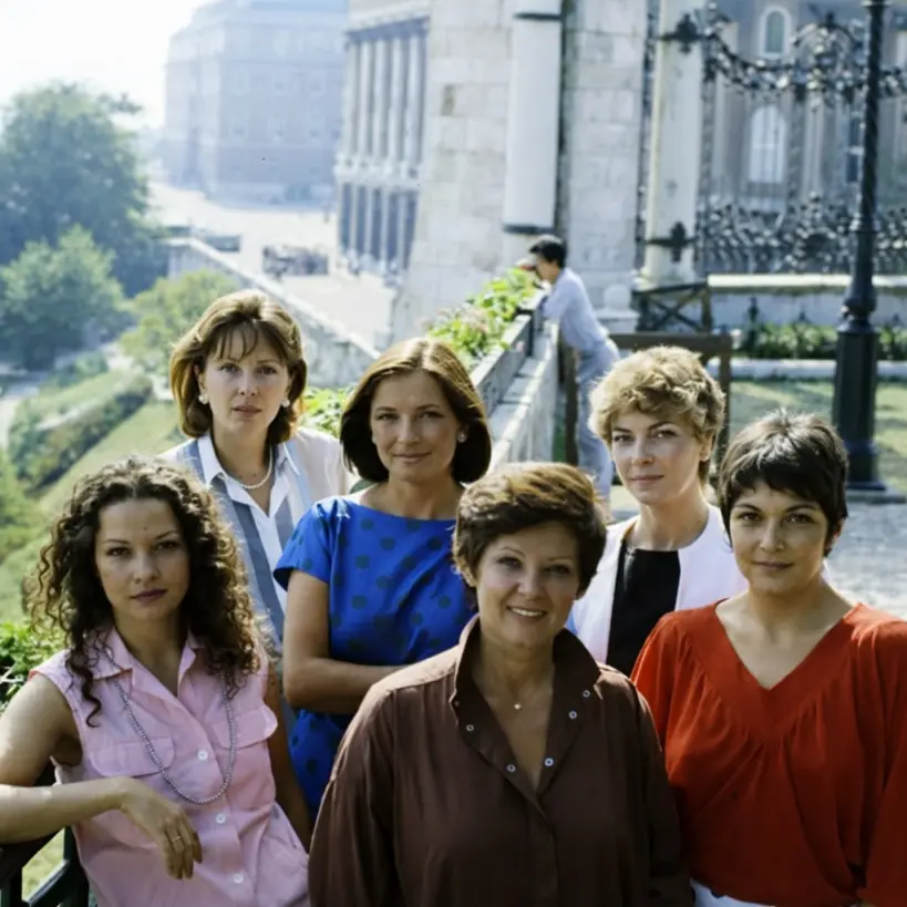 Nem sokan emlékeznek már rájuk. Ilyenek voltak, és így változott meg a bemondónők világa